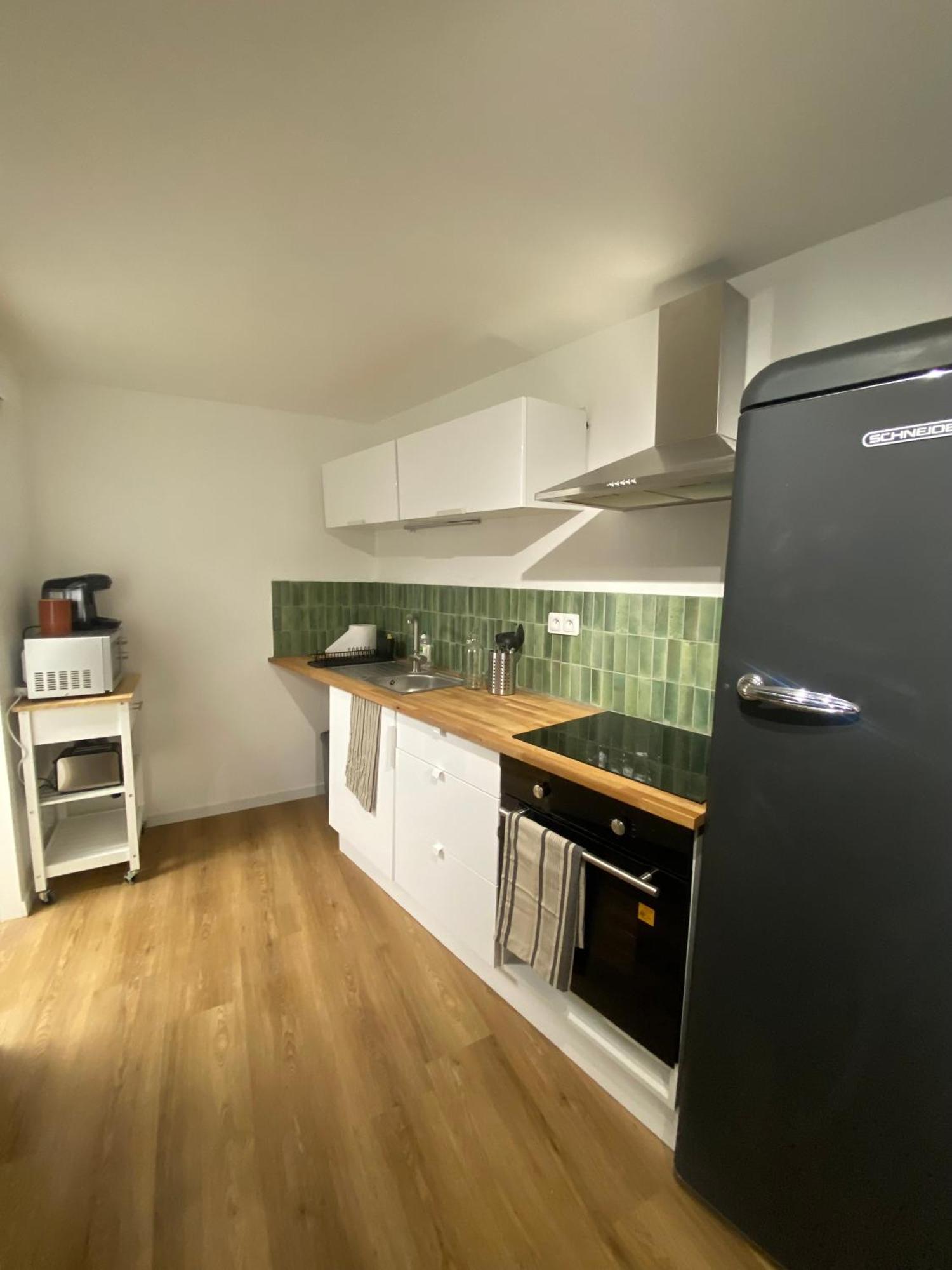 Charmant T2 Proche Arenes Appartement Nîmes Buitenkant foto